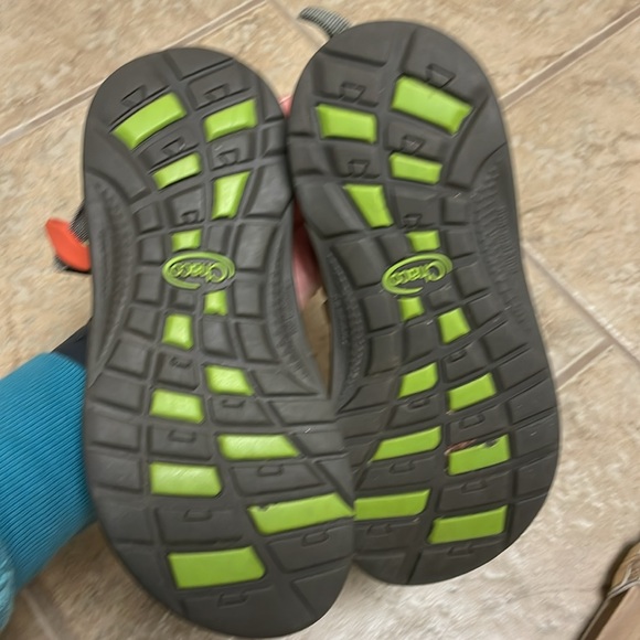 EUC Chaco sandals size 13 kids - Picture 3 of 4